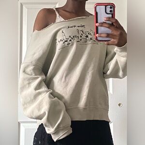 Off the shoulder cut Beige New York and Skyline Sweatshirt city baggy